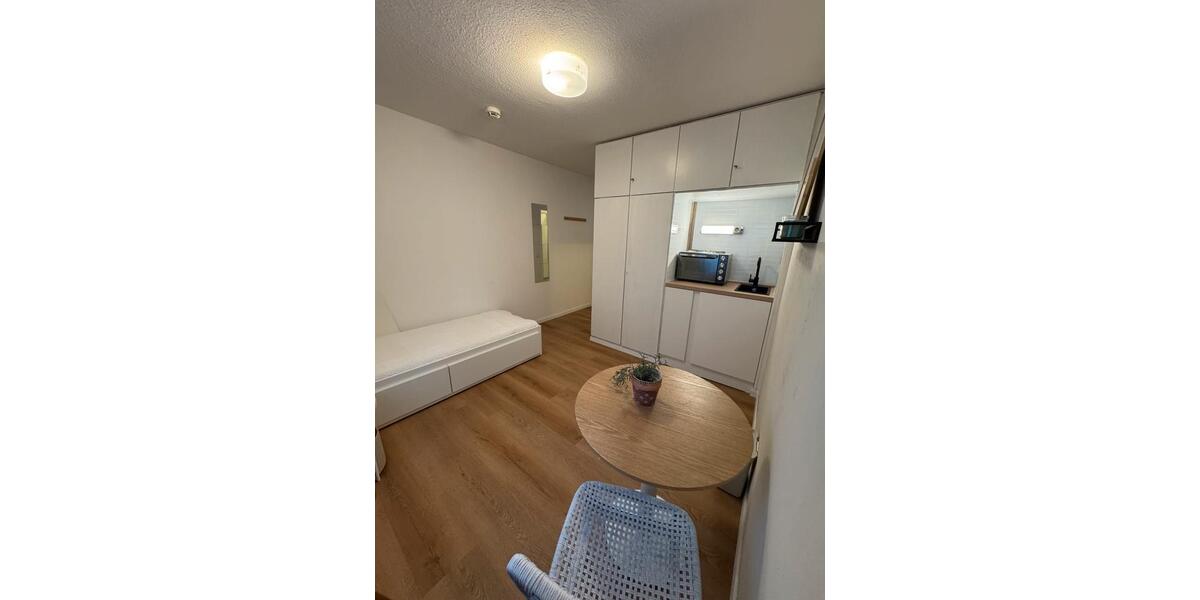 Etagenwohnung Landshut Landshut-West - 1 Zimmer, 17 m&sup2;, 660&euro; | Angebot:25178662