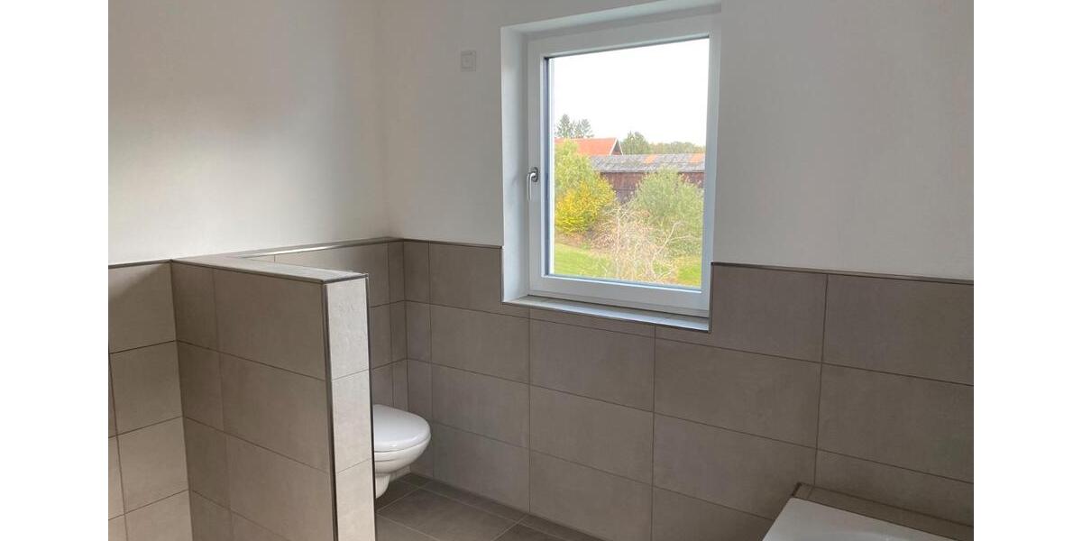Doppelhaushälfte Essenbach - 7 Zimmer, 180 m&sup2;, 1.650&euro; | Angebot:26168874