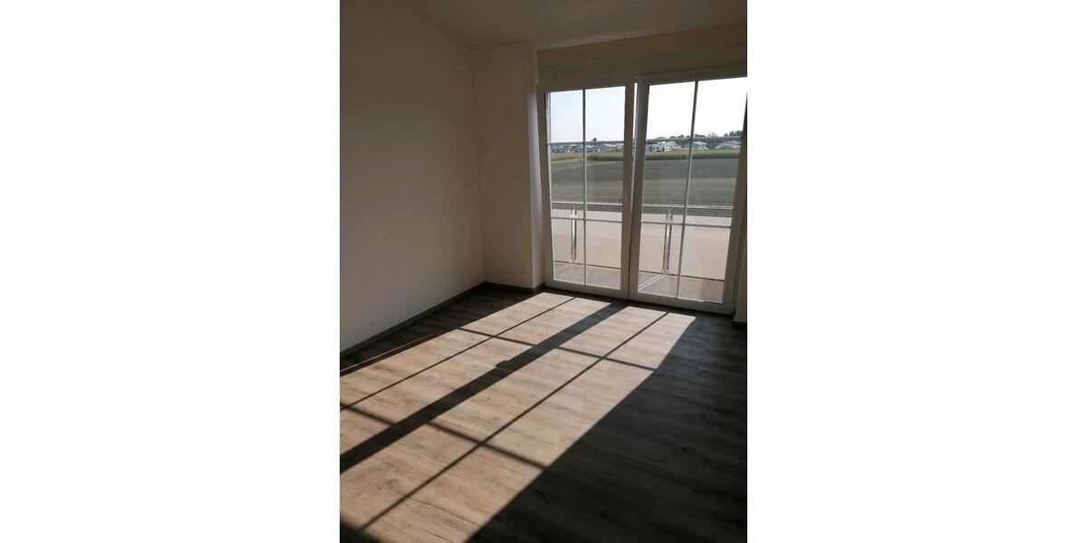 Etagenwohnung Loiching - 3 Zimmer, 75 m&sup2;, 1.250&euro; | Angebot:25542951