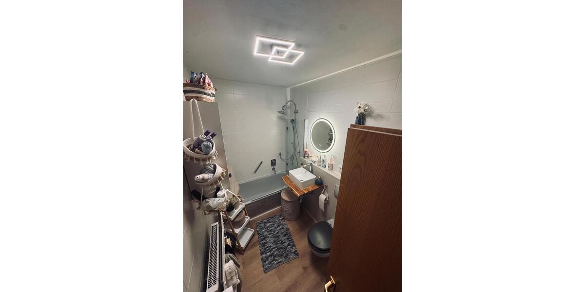 Hochparterre Landshut - 2.5 Zimmer, 61 m&sup2;, 1.150&euro; | Angebot:25989118