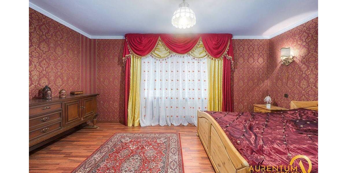 Einfamilienhaus Bruckberg - 8 Zimmer, 250 m&sup2;, 850.000&euro; | Angebot:25800218