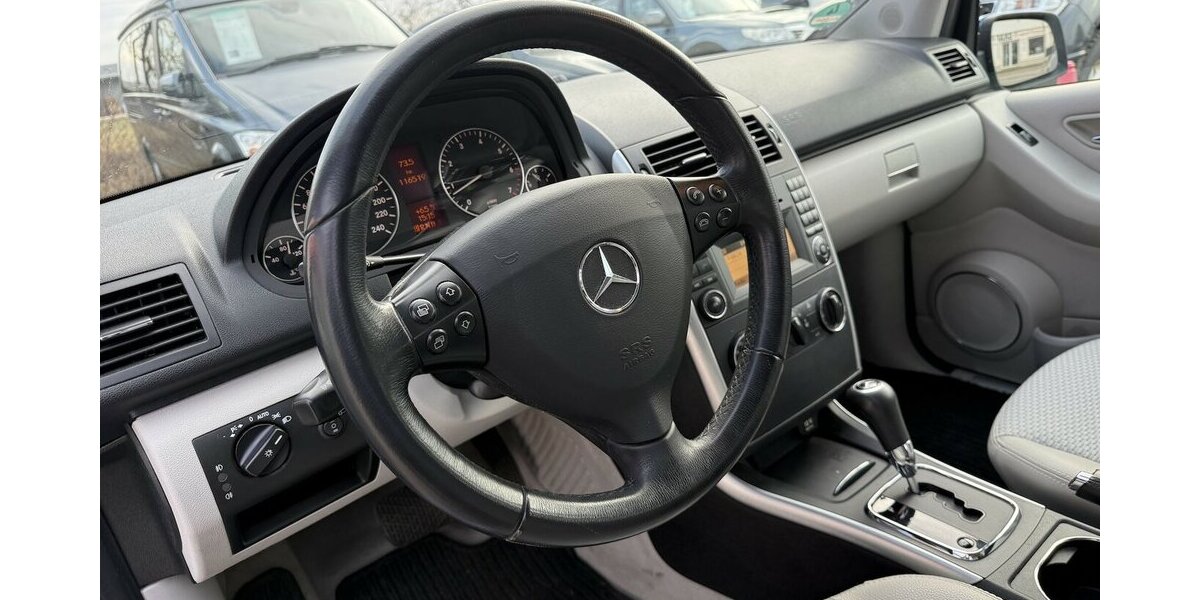 Mercedes-Benz A 200 Avantgarde Automatik Xenon Leder Alu 116.400 km 6.800 &euro; Altdorf 84032