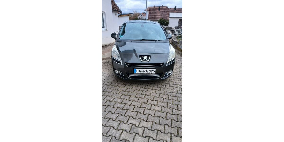 Peugeot 5008 154.000 km 3.200 &euro; Essenbach 84051