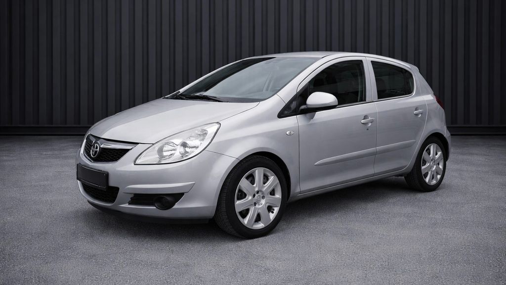 Opel Corsa 176.000 km 2.499 &euro; Bruckberg 84079