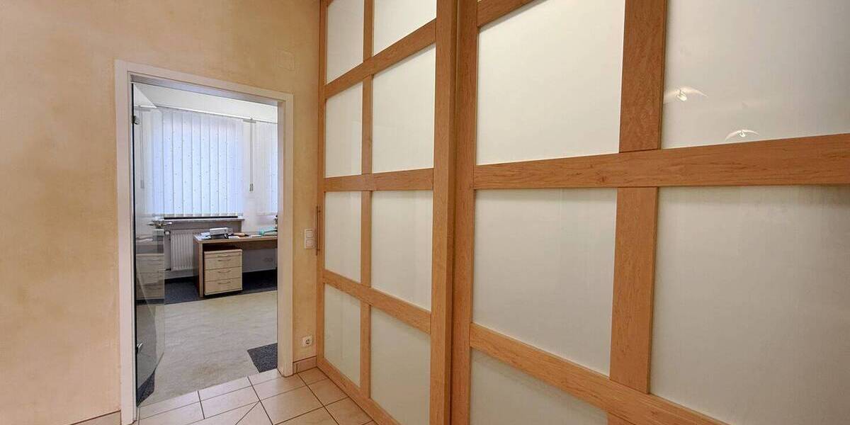 Etagenwohnung Landshut Altstadt - 4 Zimmer, 150 m&sup2;, 468.000&euro; | Angebot:25985558