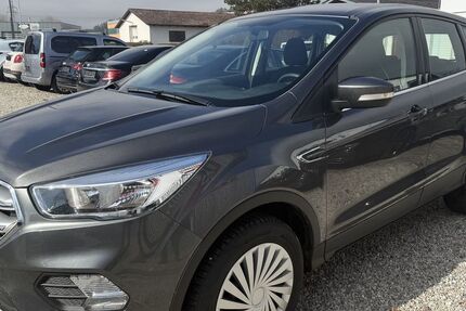 Ford Kuga 254.000 km 7.500 &euro; Altdorf / Landshut 84032