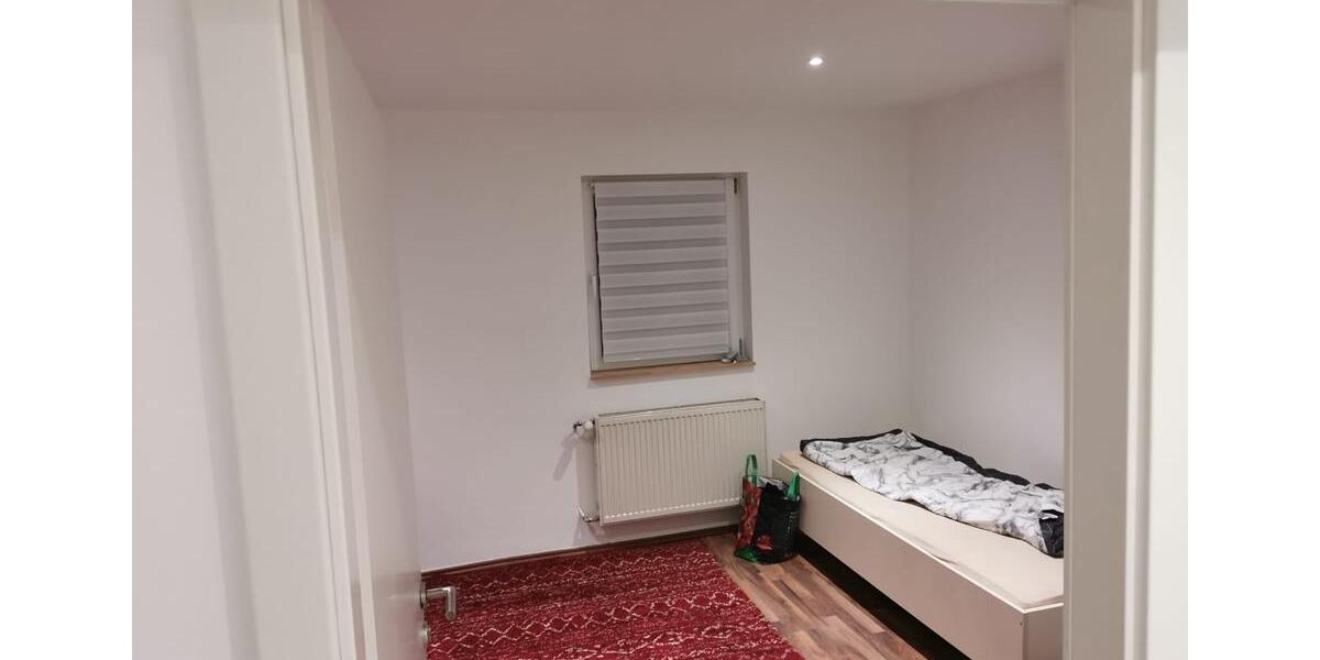 Erdgeschoßwohnung Dingolfing - 1 Zimmer, 12 m&sup2;, 450&euro; | Angebot:25207650