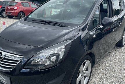 Opel Meriva B Innovation Sitzheizung Tempomat EURO5 208.000 km 3.800 &euro; Altdorf 84032
