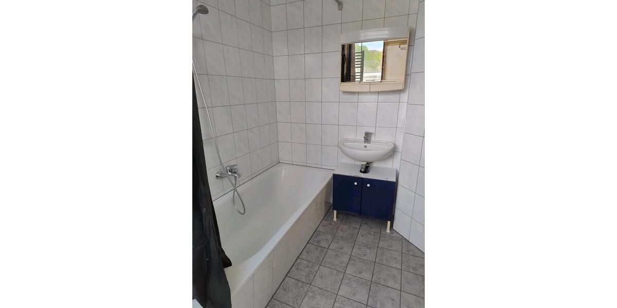 Dachgeschoßwohnung Ergolding - 2 Zimmer, 50 m&sup2;, 800&euro; | Angebot:26502799