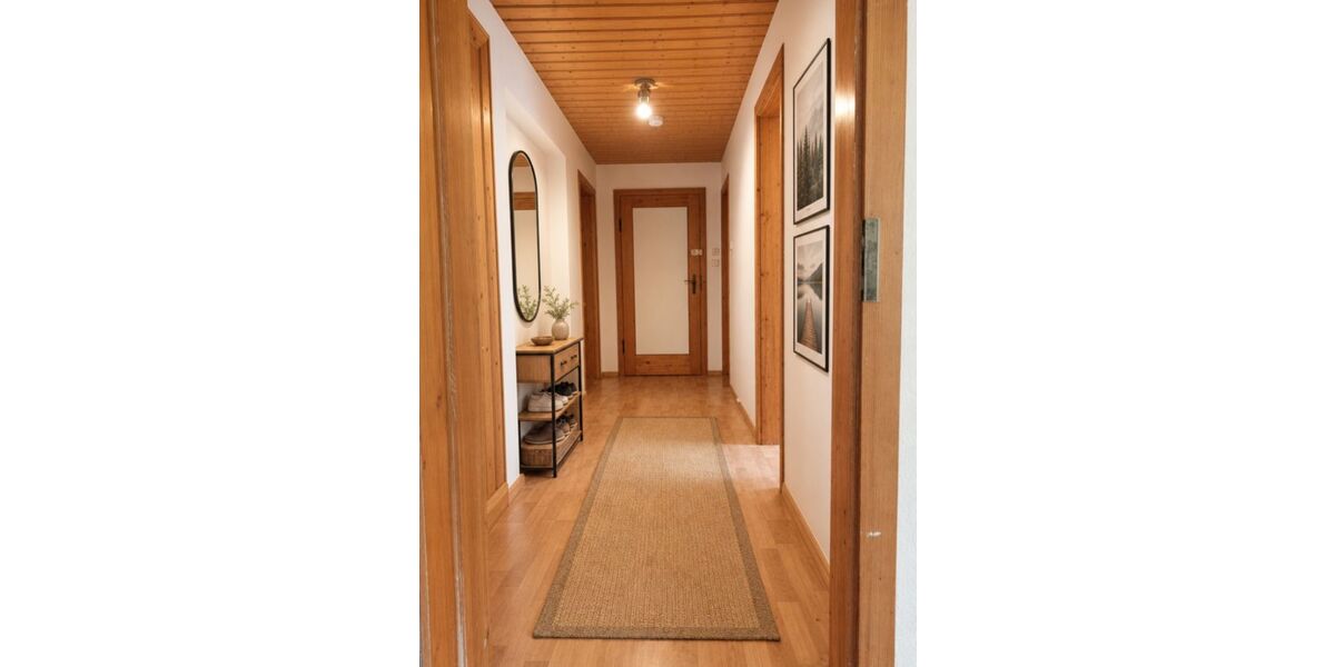 Provisionsfrei* Zentrale 3-Zimmerwohnung in solider Wohnanlage mit Balkon und Garage - Etagenwohnung Landshut Auloh | Angebot:26988349