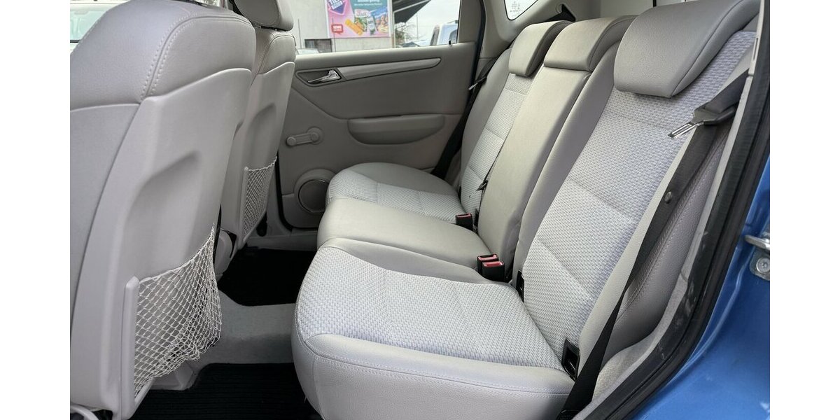 Mercedes-Benz A 200 Avantgarde Automatik Xenon Leder Alu 116.400 km 6.800 &euro; Altdorf 84032