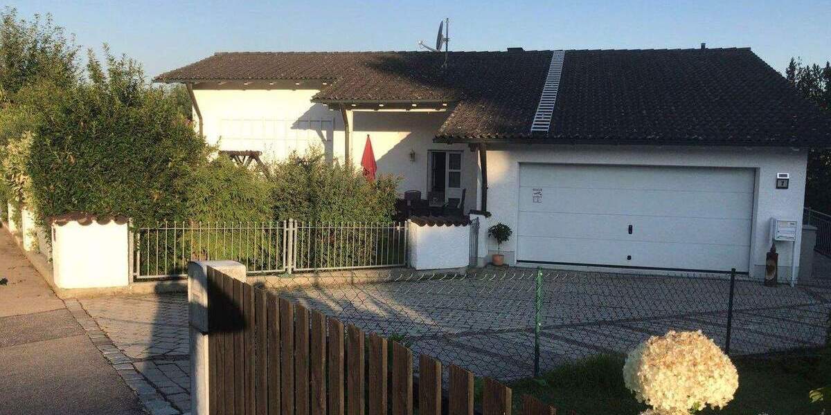 Einfamilienhaus Nandlstadt - 8 Zimmer, 300 m&sup2;, 930.000&euro; | Angebot:25716310