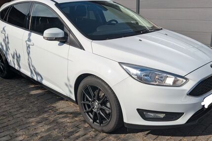 Ford Focus 45.000 km 10.500 &euro; Dingolfing 84130
