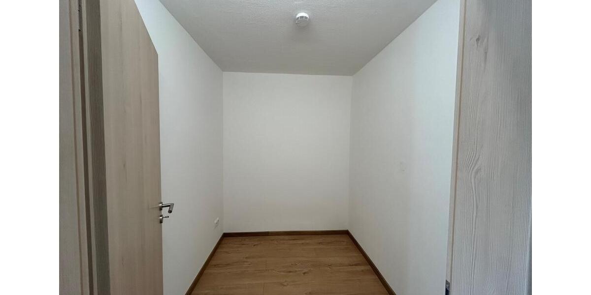 Etagenwohnung Gottfrieding - 2 Zimmer, 85 m&sup2;, 690&euro; | Angebot:26548872