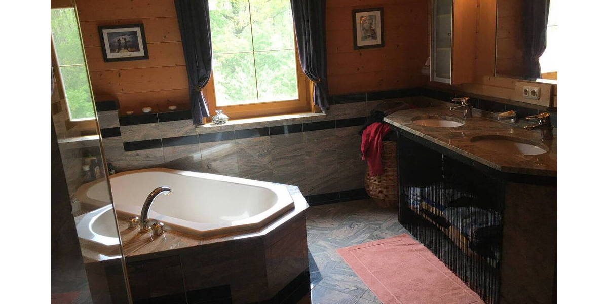 Einfamilienhaus Landshut Wolfgang - 8 Zimmer, 238 m&sup2;, 925.000&euro; | Angebot:26040750