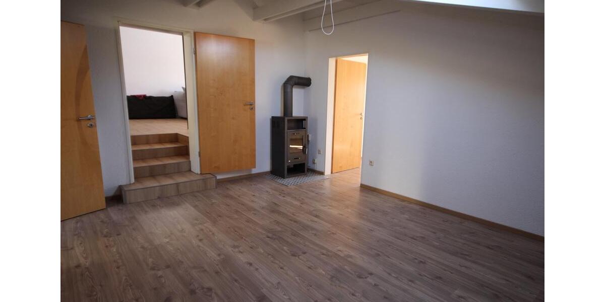 Etagenwohnung Kumhausen - 3.5 Zimmer, 90 m&sup2;, 990&euro; | Angebot:26533462