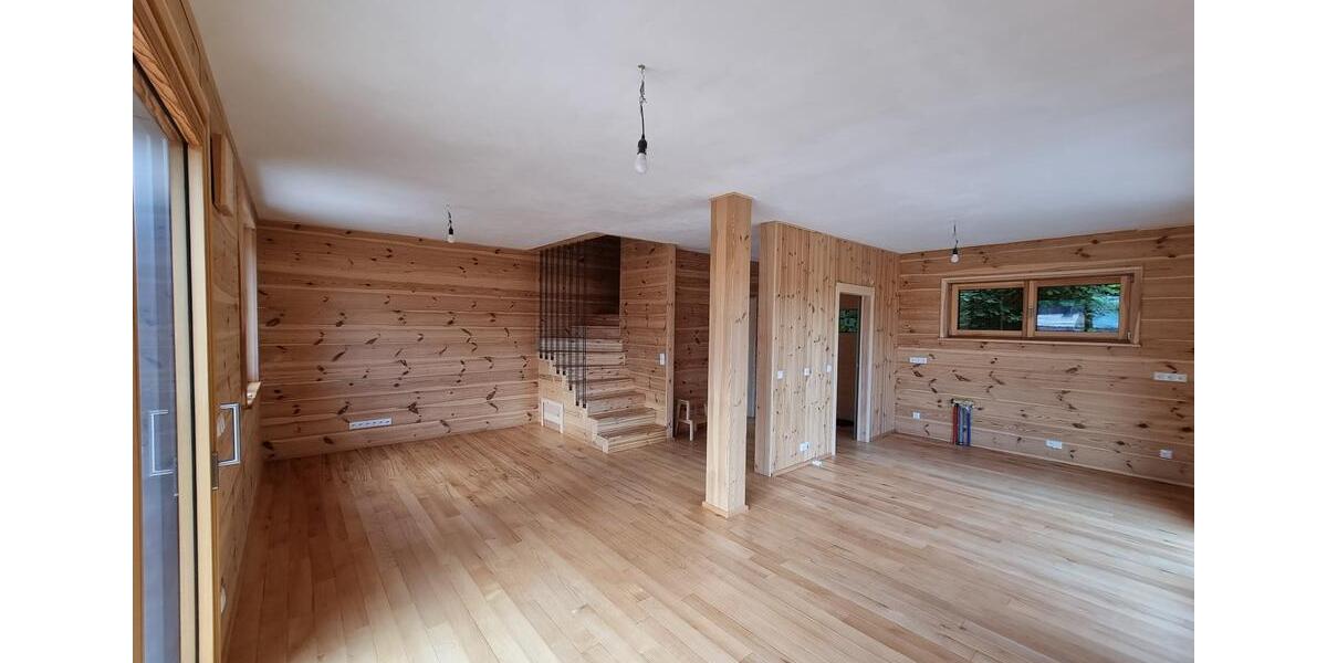 Maisonettenwohnung Buch am Erlbach - 3.5 Zimmer, 120 m&sup2;, 1.750&euro; | Angebot:26363017