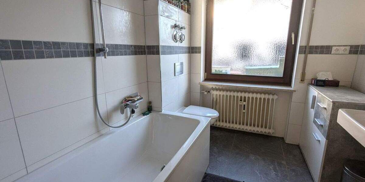 Mehrfamilienhaus, Wohnhaus Bockhorn Kirchasch - 1 Zimmer, 253 m&sup2;, 975.000&euro; | Angebot:25672881