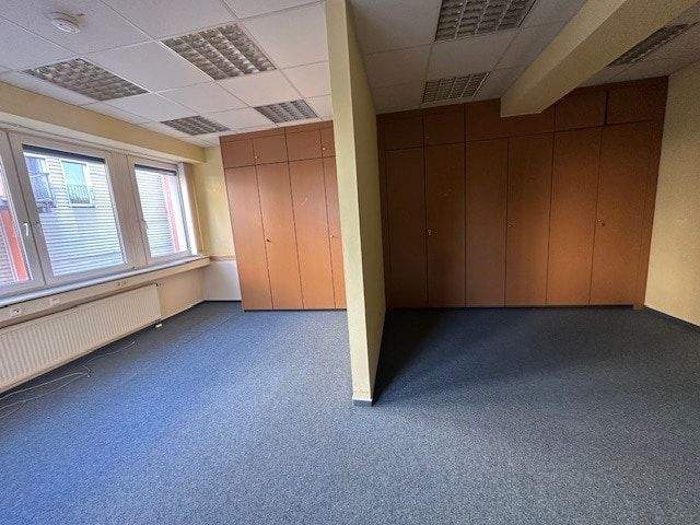 Gewerbeobjekt Landshut Industriegebiet - 1 Zimmer, 158 m&sup2;, 1.600&euro; | Angebot:25687236