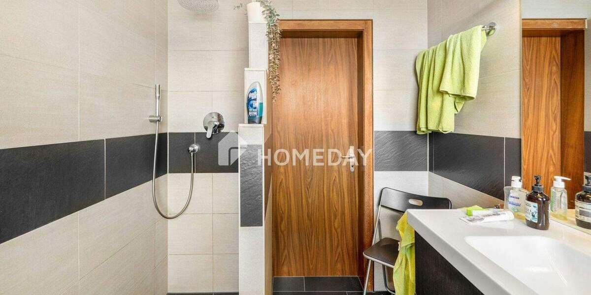 Einfamilienhaus Rohr in Niederbayern Rohr - 7 Zimmer, 192 m&sup2;, 499.000&euro; | Angebot:25677786