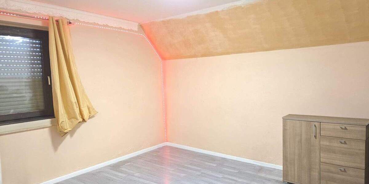 Mehrfamilienhaus, Wohnhaus Furth Schatzhofen - 6 Zimmer, 151 m&sup2;, 350.000&euro; | Angebot:25968439