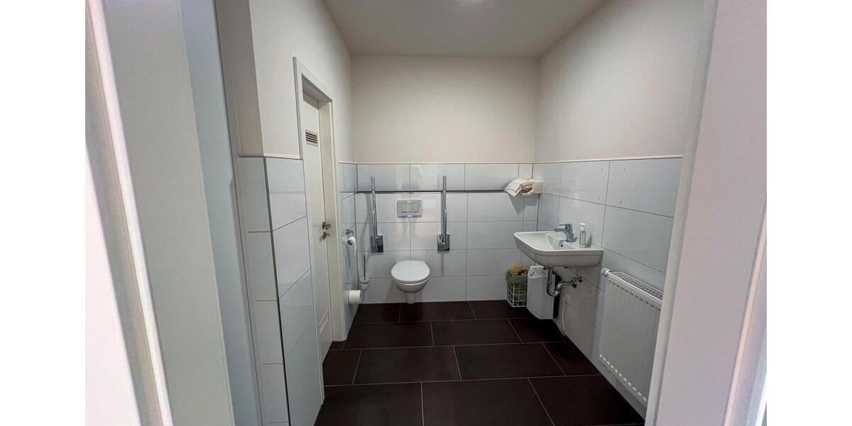 Gewerbeobjekt Landshut - 2.500&euro; | Angebot:24434446