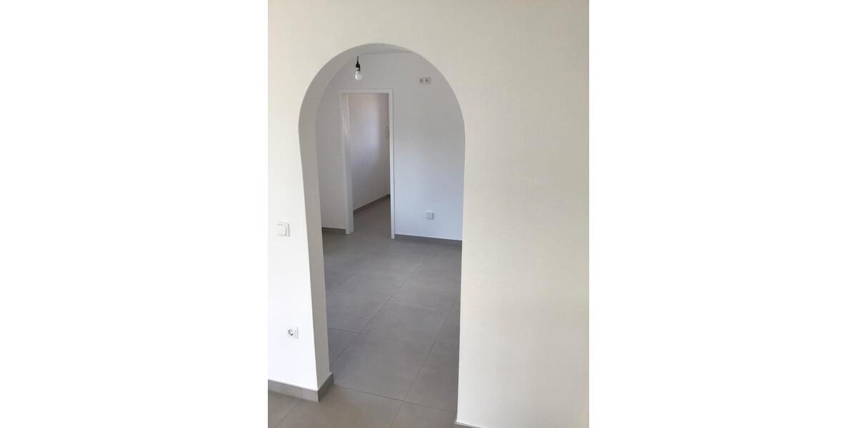 Etagenwohnung Kumhausen - 4 Zimmer, 85 m&sup2;, 1.250&euro; | Angebot:27612583