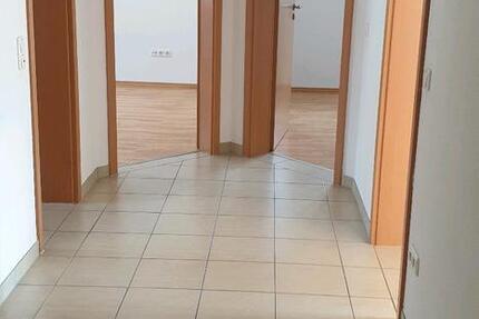 Wohnung Eitting - 3 Zimmer, 83 m&sup2;, 1.240&euro; | Angebot:25935703