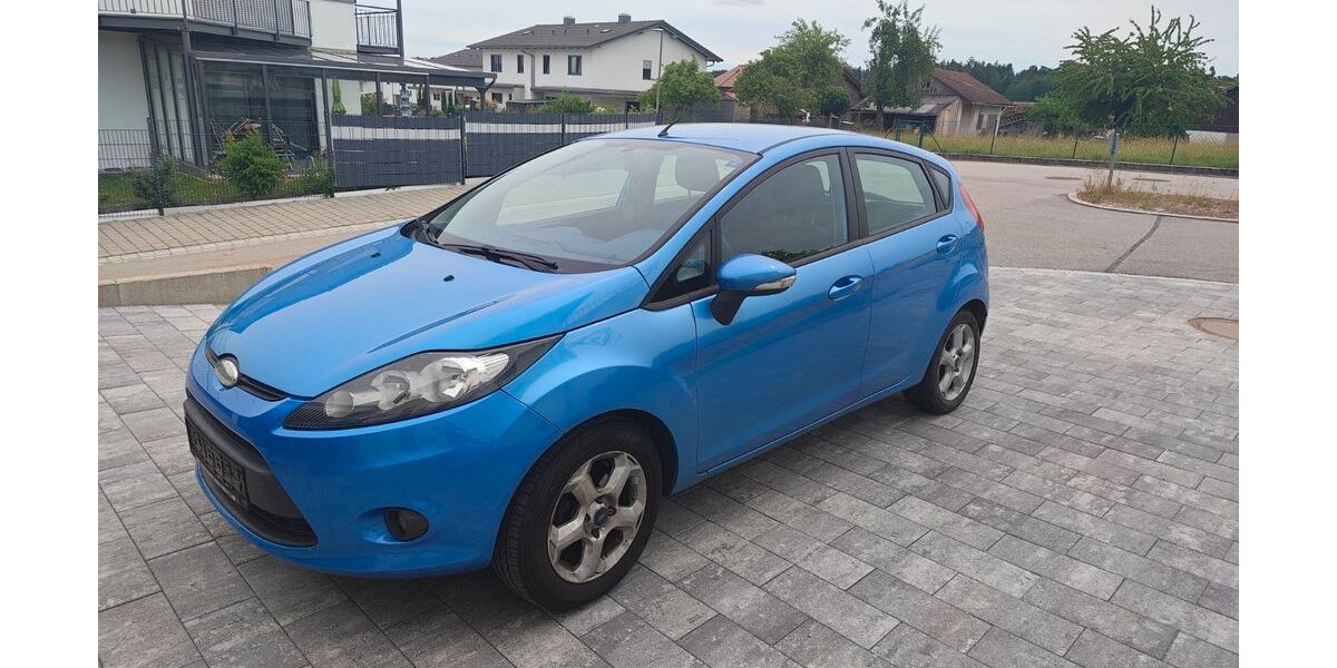 Ford Fiesta 178.000 km 1.800 &euro; Kröning 84178