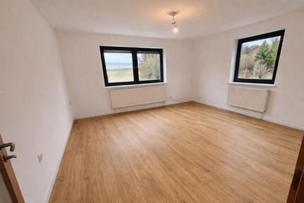 Wohnung Rottenburg an der Laaber - 3 Zimmer, 75 m&sup2;, 650&euro; | Angebot:25935714