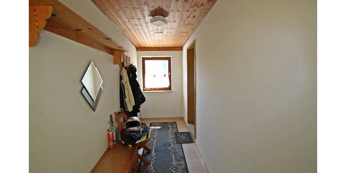 Einfamilienhaus Egglkofen - 5 Zimmer, 143 m&sup2;, 330.000&euro; | Angebot:25689421