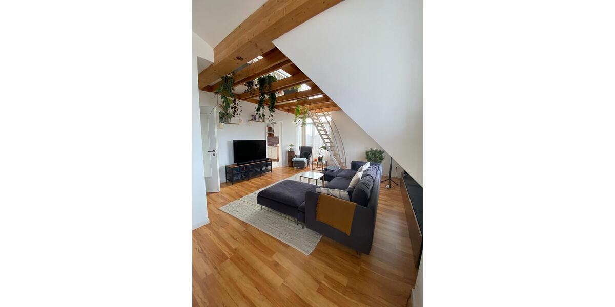 Dachgeschoßwohnung Altdorf - 3 Zimmer, 99 m&sup2;, 1.335&euro; | Angebot:25945362