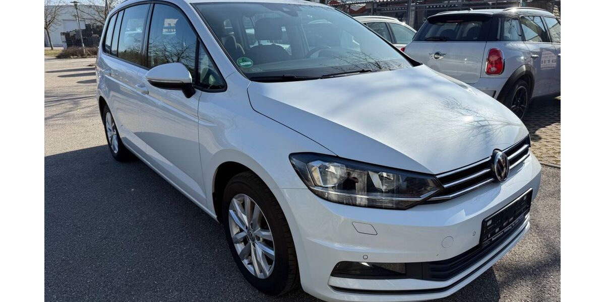 VW Touran 208.820 km 10.790 &euro; Vilsbiburg 84137