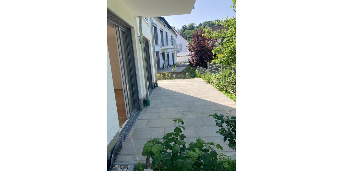 Erdgeschoßwohnung Kumhausen - 2.5 Zimmer, 90 m&sup2;, 1.190&euro; | Angebot:24356527