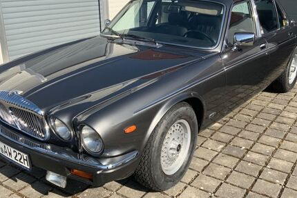 Jaguar XJ12 97.500 km 35.000 &euro; Ergolding 84030