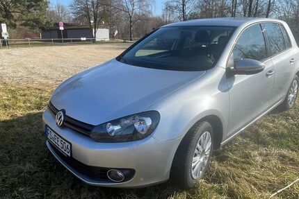 VW Golf 114.666 km 5.800 &euro; Moosburg 85368