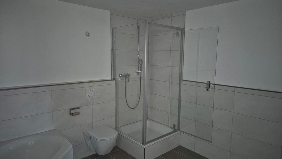 Erdgeschoßwohnung Kirchberg - 4 Zimmer, 95 m&sup2;, 1.050&euro; | Angebot:25350144