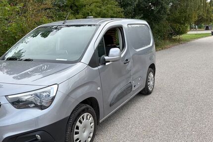 Opel Combo 66.000 km 7.900 &euro; Inning am Holz 84416