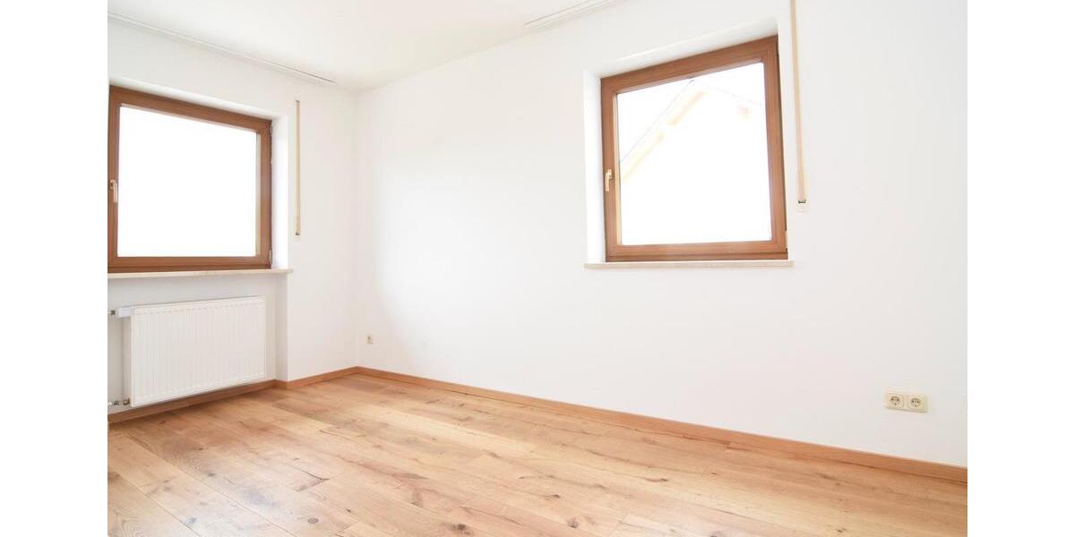 Einfamilienhaus Landshut Landshut-West - 7 Zimmer, 194 m&sup2;, 729.000&euro; | Angebot:25990134