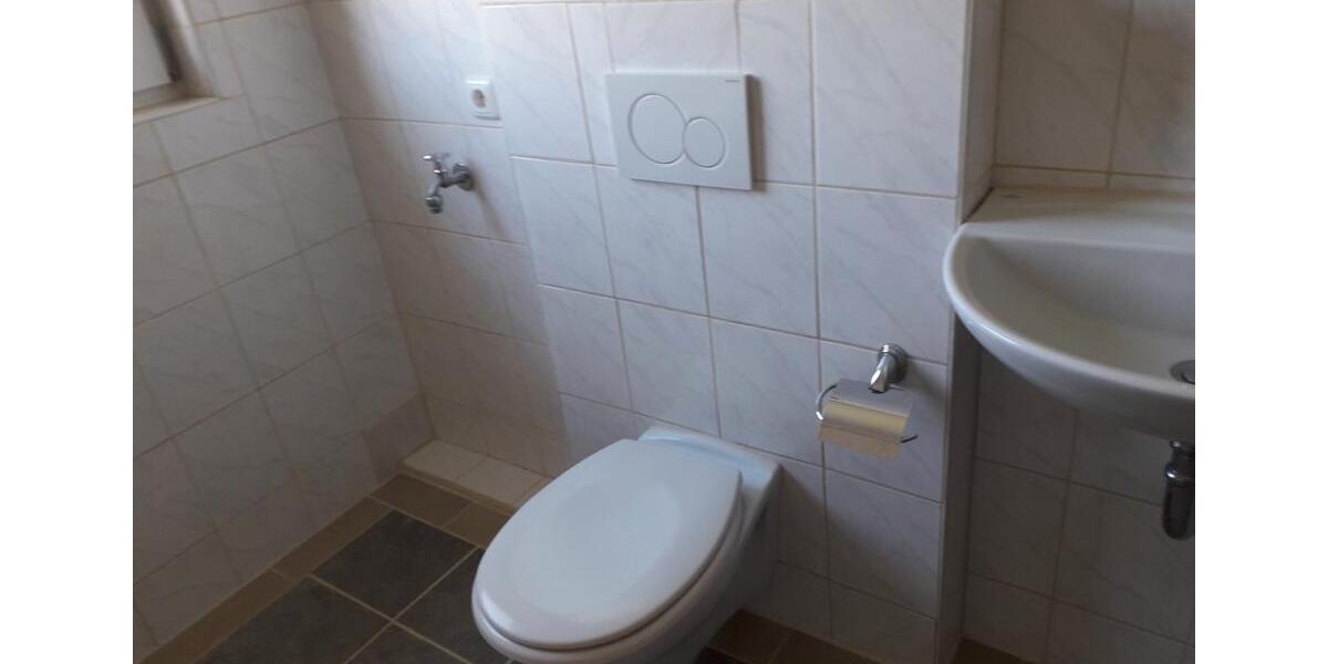 Etagenwohnung Frontenhausen - 3 Zimmer, 73 m&sup2;, 645&euro; | Angebot:27601958