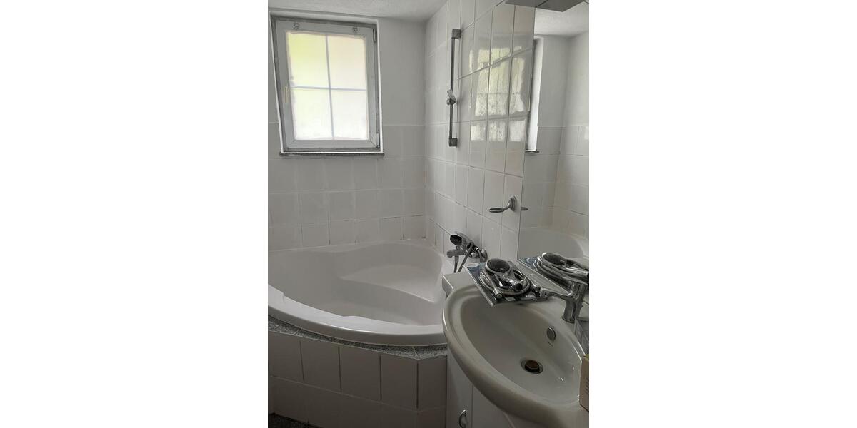 Einfamilienhaus Dingolfing - 3 Zimmer, 115 m&sup2;, 1.000&euro; | Angebot:27532768