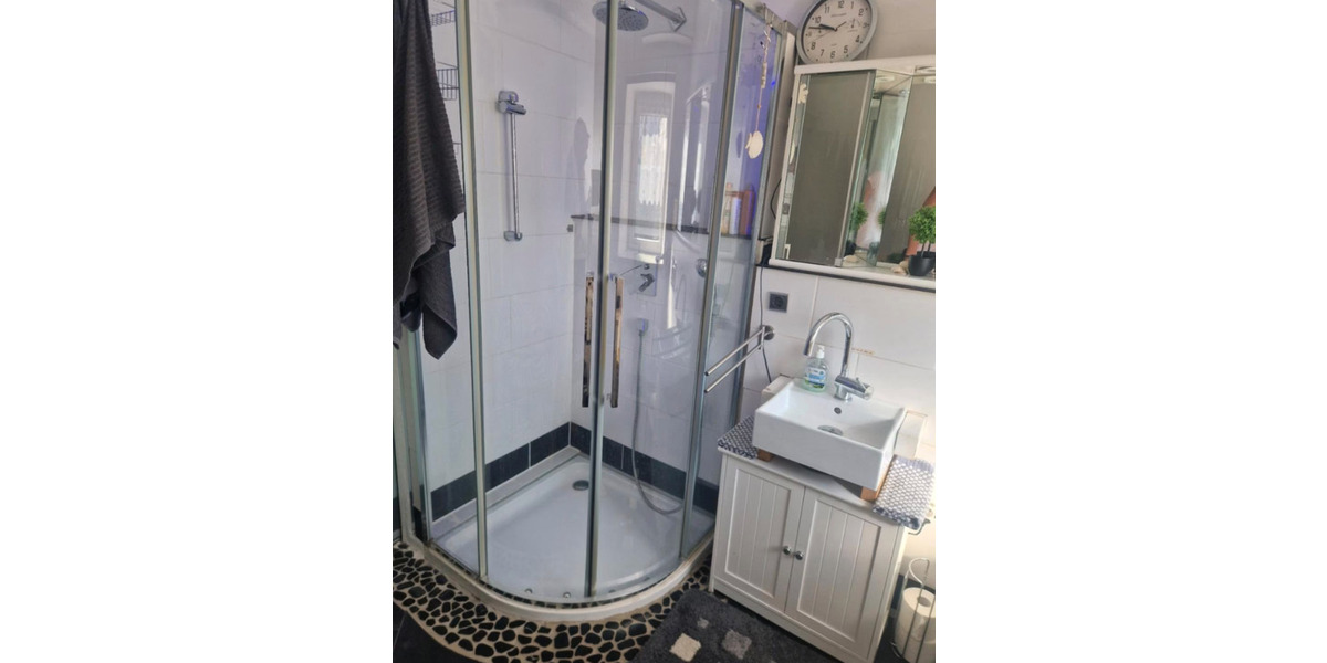 Etagenwohnung Landshut - 1 Zimmer, 16 m&sup2;, 375&euro; | Angebot:25131875