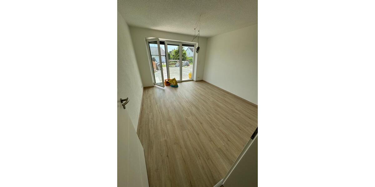 Erdgeschoßwohnung Gerzen - 3 Zimmer, 70 m&sup2;, 1.000&euro; | Angebot:24827442