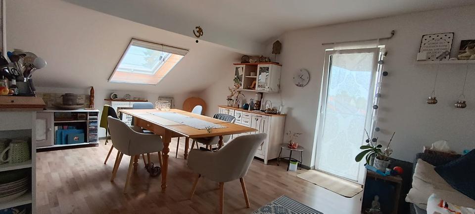 Dachgeschoßwohnung Frontenhausen - 3 Zimmer, 70 m&sup2;, 660&euro; | Angebot:27588915