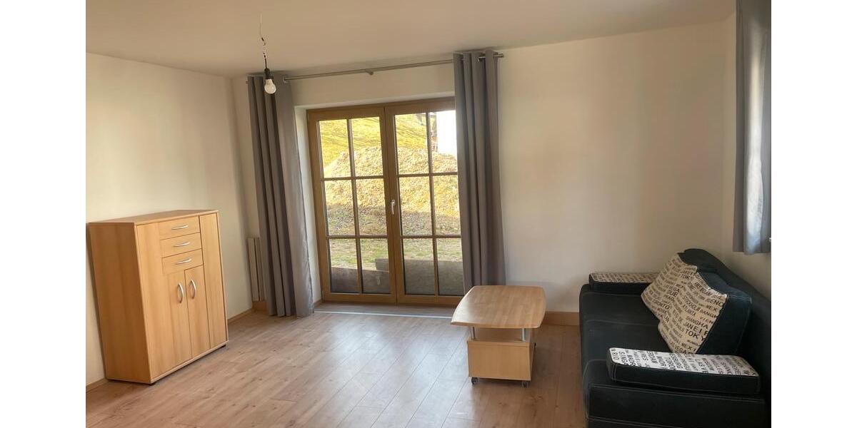Erdgeschoßwohnung Essenbach - 3 Zimmer, 75 m&sup2;, 780&euro; | Angebot:25881498