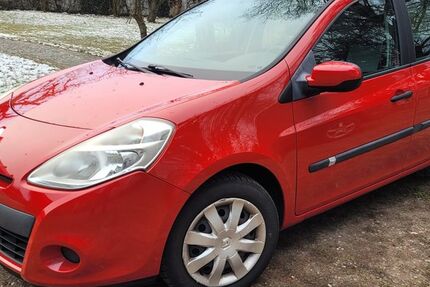Renault Clio 111.779 km 4.100 &euro; Kumhausen 84036