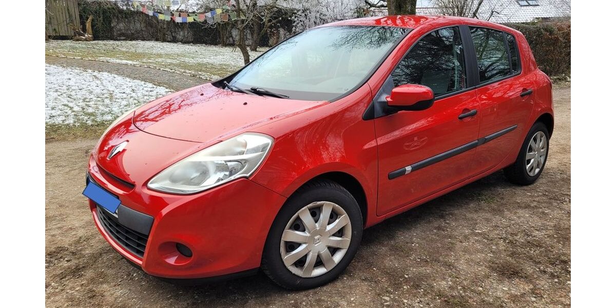 Renault Clio 111.779 km 4.100 &euro; Kumhausen 84036