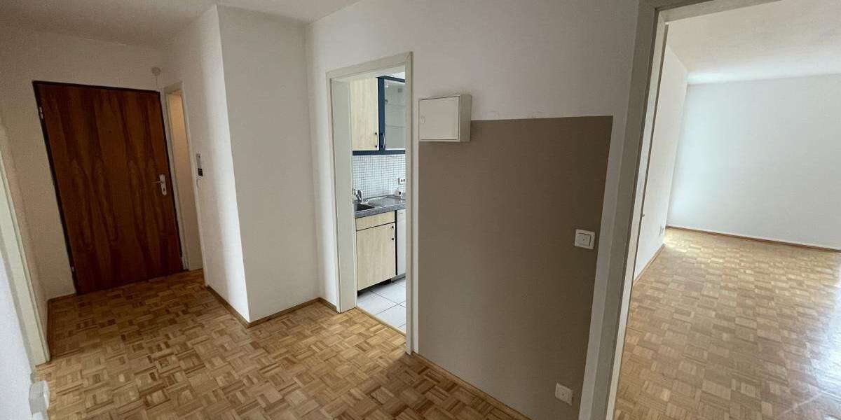 Etagenwohnung Landshut Landshut-West - 3 Zimmer, 71 m&sup2;, 850&euro; | Angebot:26982859