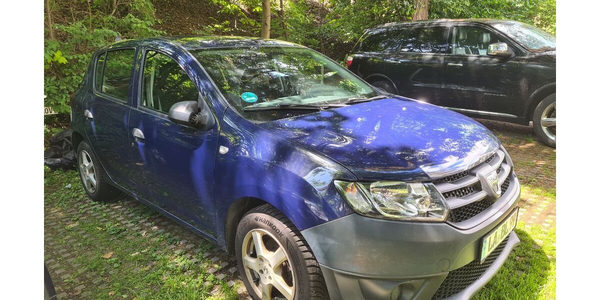 Dacia Sandero 120.988 km 2.300 &euro; Landshut 84034