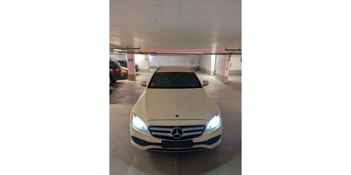 Mercedes-Benz E 220 590.000 km 9.000 &euro; Moosburg a.d.Isar 85368